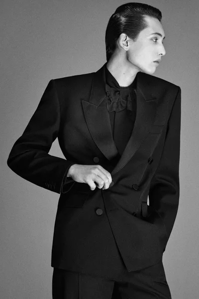 Look 32